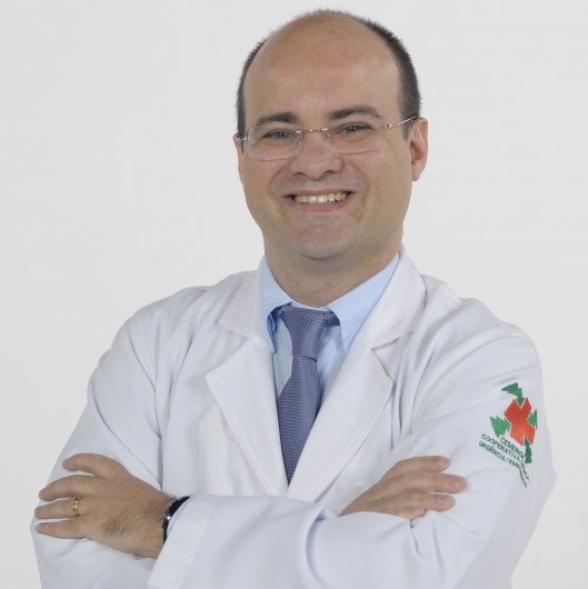 Dr. Carlos Mota