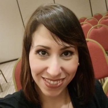 Dra. Danielle Alves Mello
