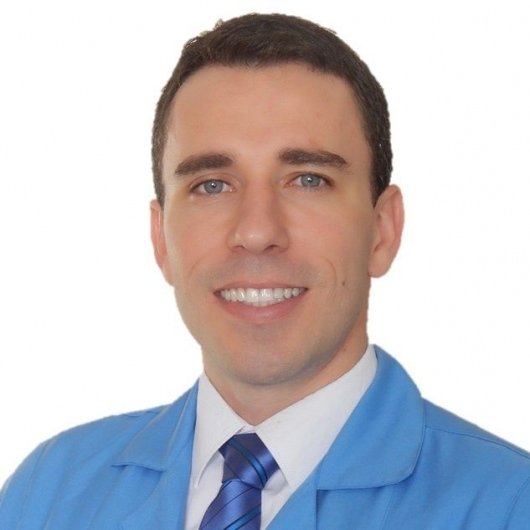 Dr. Thalles Suassuna