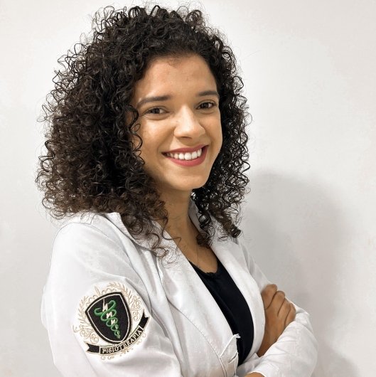 Lívia Mota