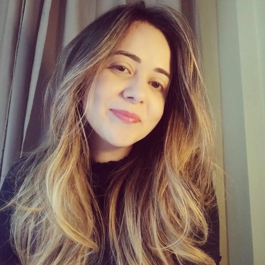Dra. Simone Araújo