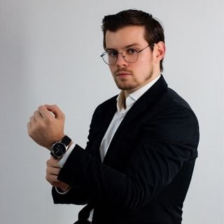 Dr. Christian Graciola
