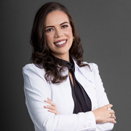 Dra. Lorena Oliveira Silva de Melo