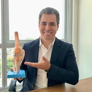 Dr. Pyetro Oliveira