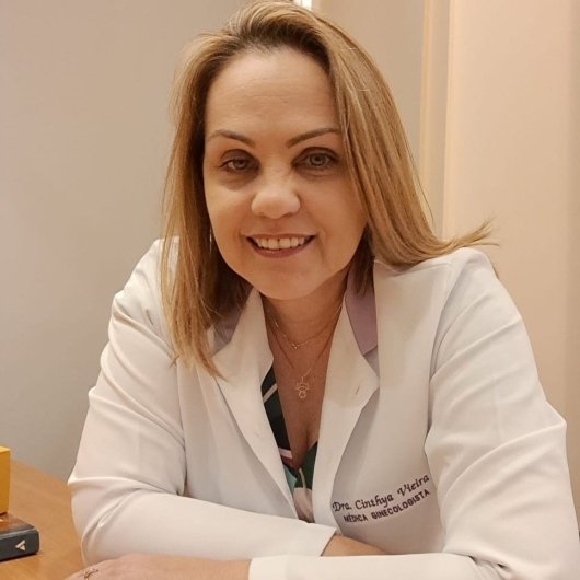 Dra. Cinthya Vieira