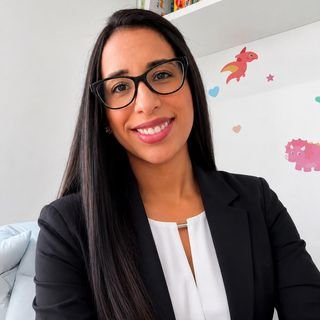 Prof. Karoline Abreu