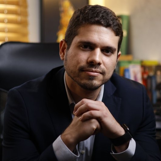 Dr. Diego Felipe
