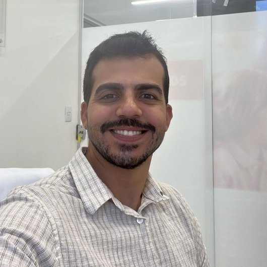 Dr. Paulo Vitor Cardoso