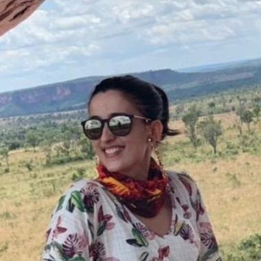 Dra. MARIANA BURAGOSQUE RIBEIRO