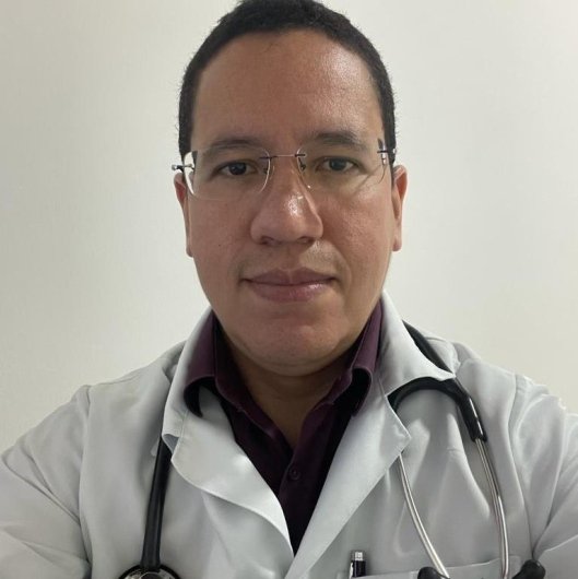 Dr. Thiago Antonio Carvalho Souza