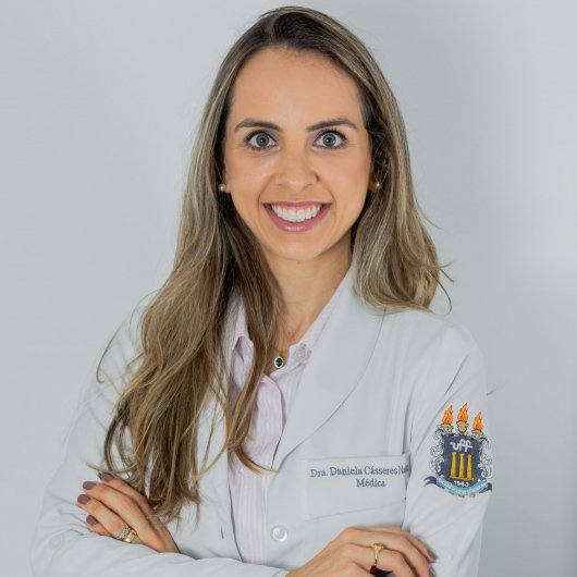Dra. Daniela Leite Cásseres Nadruz