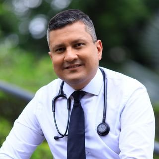 Dr. Williamar Ribeiro