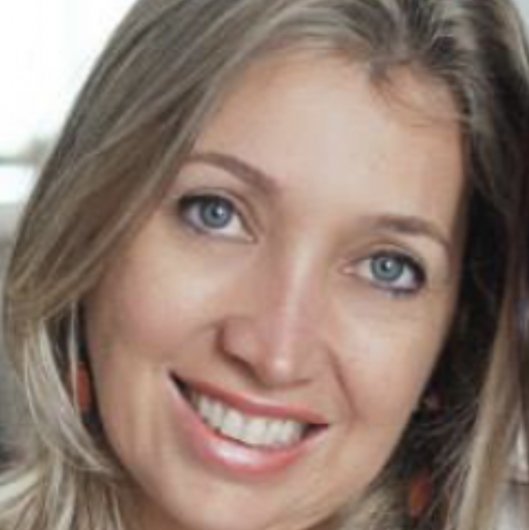 Dra. Aparecida Waleska de Carvalho
