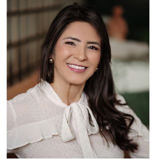 Dra. Andréia Santos