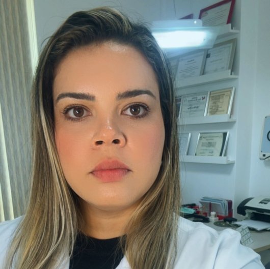 Dra. Julliana Mauricio da Silveira
