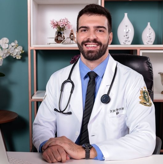 Dr. José Vitor B. Vitoi