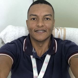 Tiago Gomes de Souza .