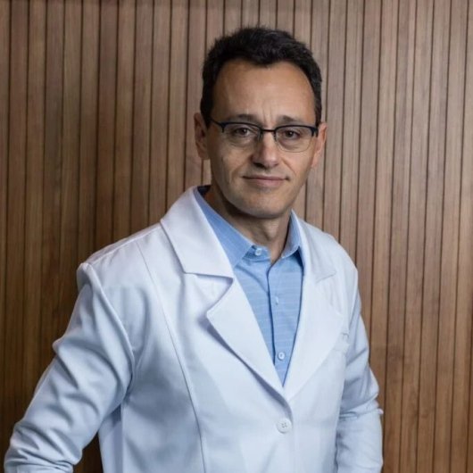 Dr. Marcelo Brito de Mesquita Leite