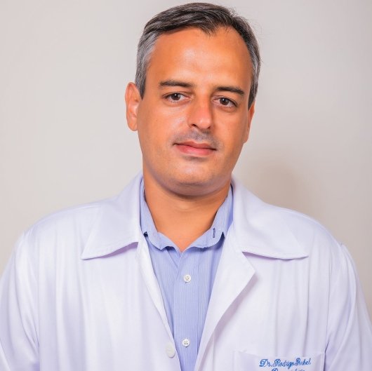 Prof. Rodrigo Poubel Vieira de Rezende