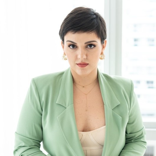Dra. Juliana Falcão