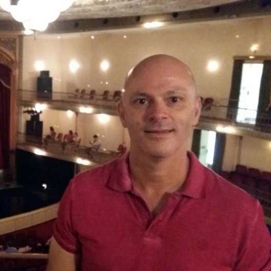 Dr. Marcelo Conessa Oliveira