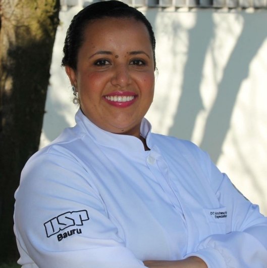 Dra. Andresa Nunes do Nascimento