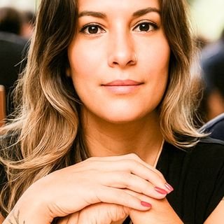Dra. Jhenifer S. Lopes