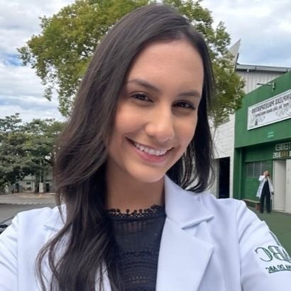 Dra. Amanda Delfino Braccini