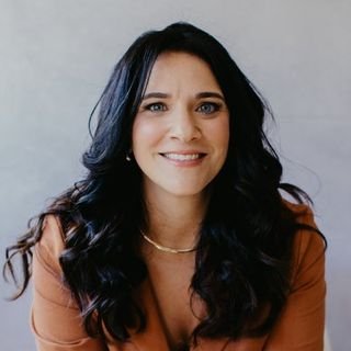 Dra. Tatiana Carneiro