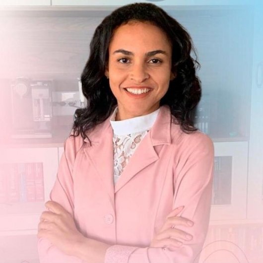 Juliana Teixeira Diniz Ayres de Freitas