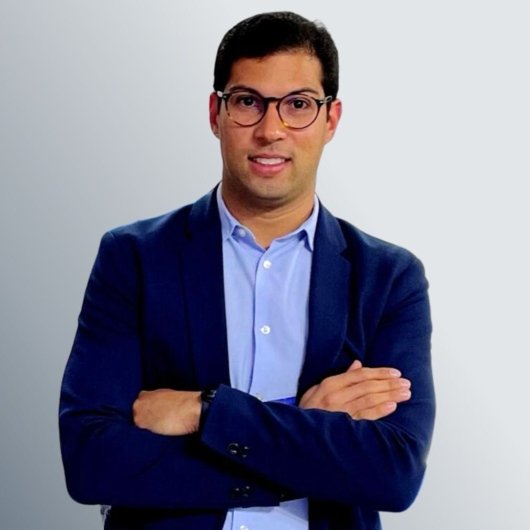 Dr. Matheus Mello