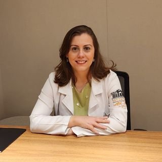 Dra. Fernanda Gomes Thomazatti