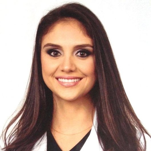 Dra. Aurea Tháthia Gonçalves Costa