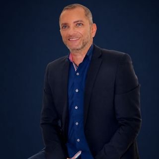 Prof. Nilton Dias