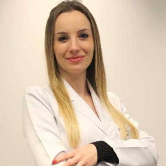 Dra. Christy Ana Gonçalves Veiga Flam