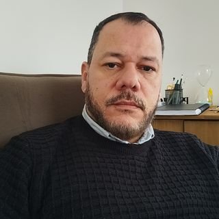 Dr. Flavio S. Cunha