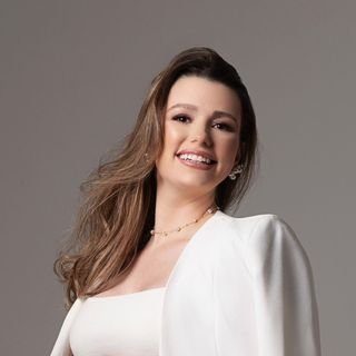 Dra. Helga Larissa de Lima Barbosa