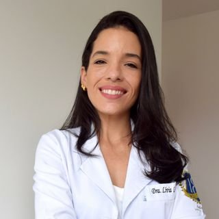 Dra. Lívia De Paula Lessa Martins