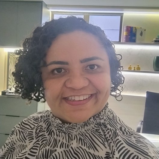 Dra. Mônica Santos