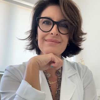 Dra. Valeria Cristina Fini Bastos E Souza