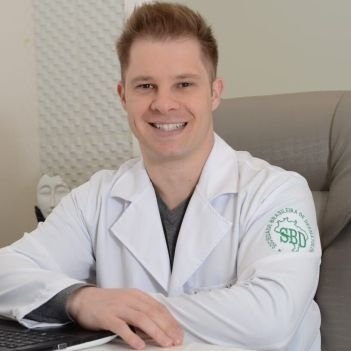 Dr. Lindomar Schaeffer