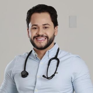 Dr. Matheus Marinho Araujo