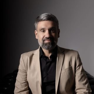 Dr. Cristiano Salles Rodrigues