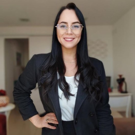 Dra. Lucielle da Silva Continentino