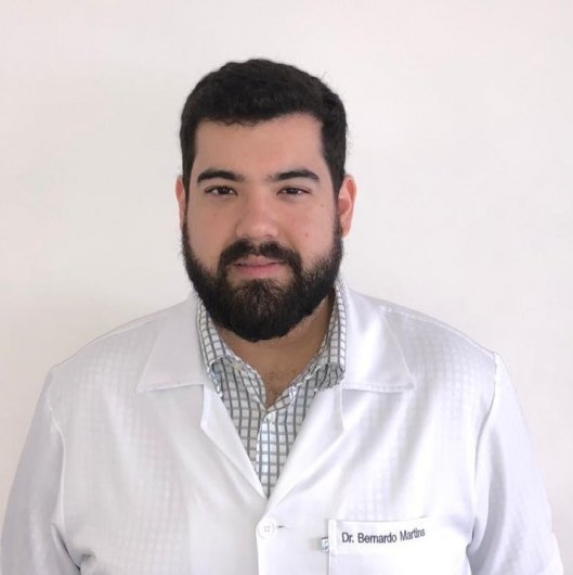 Dr. Bernardo Oliveira de Barcelos Martins