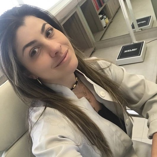 Dra. Elissa Cunha