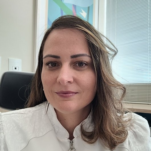 Dra. Luciana Lorens Braga