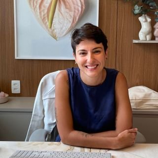 Dra. Jacqueline Vaz