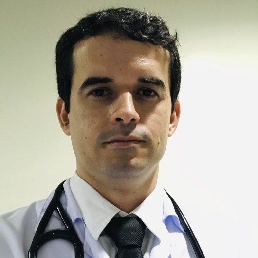 Dr. Tiuaco Tavares