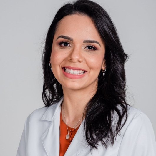 Dra. Ana Kariny Silva